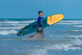 冲浪赛场再起风云：皖江鲨队队小胜钱塘独角兽队，脚步移动更到位精神属性拉满(咬定目标积小胜为大胜人民日报)